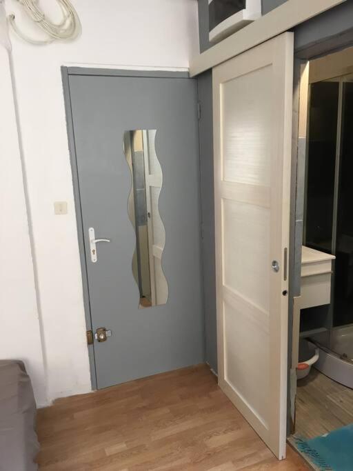 Apartmán Jolie Studio Dans Le Centre Historique De Narbonne Exteriér fotografie