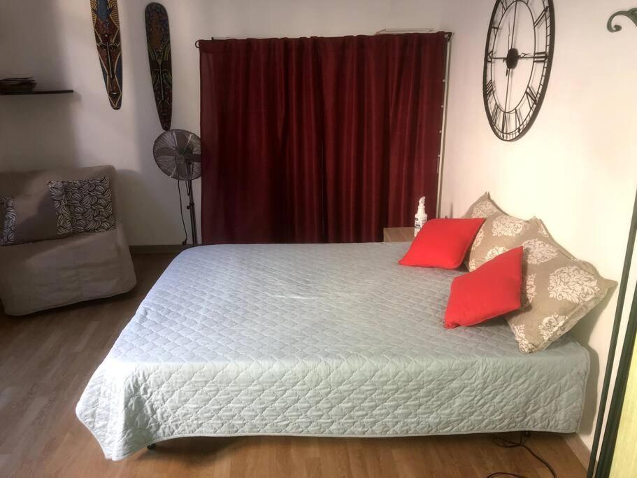 Apartmán Jolie Studio Dans Le Centre Historique De Narbonne Exteriér fotografie