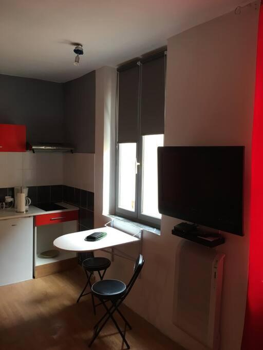 Apartmán Jolie Studio Dans Le Centre Historique De Narbonne Exteriér fotografie